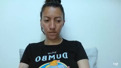 Snapshot of candymilfff chatting on June 5, 2:23 pm candymilfff online show from June 5, 2:23 pm