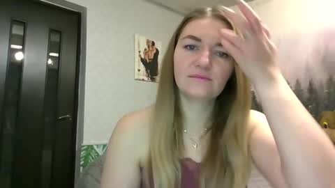 Daisy online show from December 20, 11:23 pm