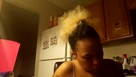 candyredxo2024 online show from October 15, 12:55 am