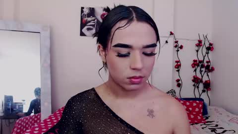 candyy_doll_ online show from April 20, 9:05 pm