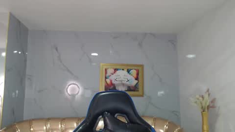 canela_s1 online show from October 29, 8:38 am