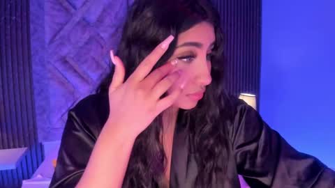 GABRIELA LOPEZ online show from February 14, 7:38 am