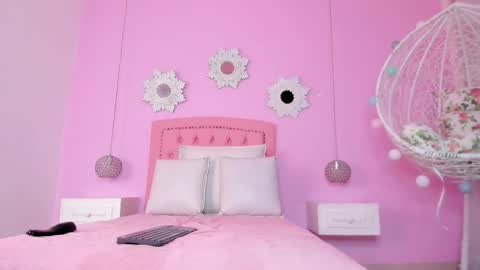 Snapshot of cannelasmith chatting on October 20, 7:36 pm cannelasmith online show from October 20, 7:36 pm