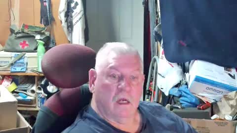 Snapshot of canoelicker69 chatting on September 9, 4:50 pm canoelicker69 online show from September 9, 4:50 pm