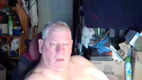 Snapshot of canoelicker69 chatting on September 16, 1:01 pm canoelicker69 online show from September 16, 1:01 pm