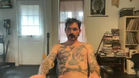 Snapshot of cantleavethehouse chatting on December 14, 8:51 pm cantleavethehouse online show from December 14, 8:51 pm