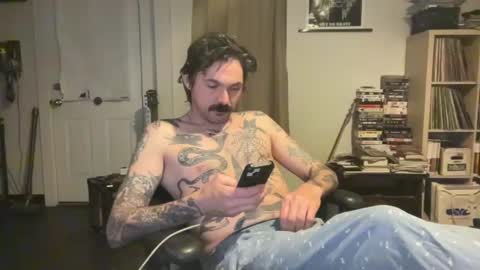 Snapshot of cantleavethehouse chatting on January 28, 5:32 am cantleavethehouse online show from January 28, 5:32 am