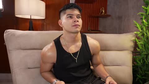 Snapshot of capizzi_ chatting on January 18, 11:52 pm David Capizzi online show from January 18, 11:52 pm