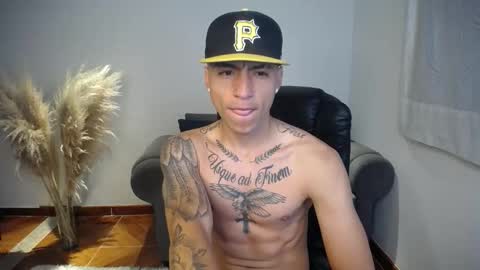 Snapshot of capoink chatting on April 1, 10:38 am Jonny online show from April 1, 10:38 am