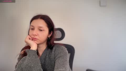 Emma online show from January 4, 10:27 am