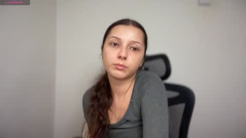 Emma online show from January 27, 3:39 pm