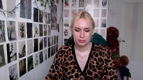 Capricious Scorpio Afa online show from April 4, 11:40 am