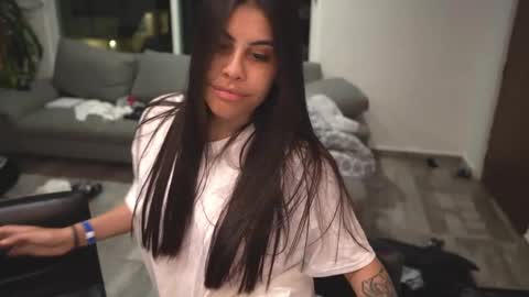 Miyah online show from September 15, 2:00 am