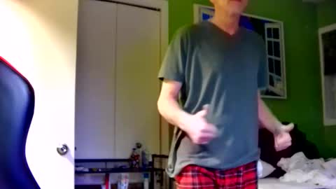 Snapshot of capricorne1965 chatting on January 17, 1:43 am capricorne1965 online show from January 17, 1:43 am