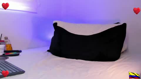 caprywilliams online show from February 13, 8:45 pm