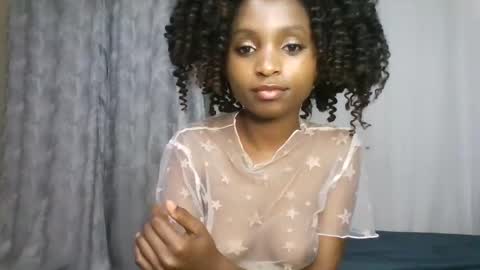 Snapshot of carababey chatting on February 28, 12:33 am carababey online show from February 28, 12:33 am