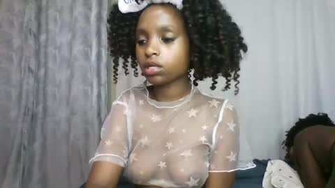 Snapshot of carababey chatting on March 1, 12:45 am carababey online show from March 1, 12:45 am
