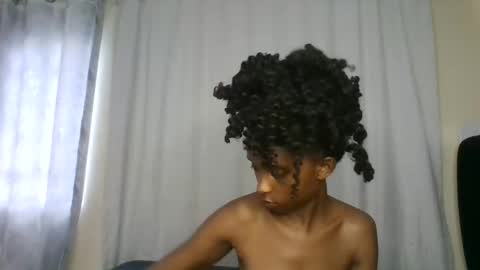 Snapshot of carababey chatting on March 28, 9:42 am carababey online show from March 28, 9:42 am