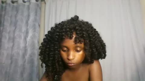Snapshot of carababey chatting on April 1, 12:55 am carababey online show from April 1, 12:55 am
