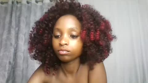 Snapshot of carababey chatting on April 21, 12:34 am carababey online show from April 21, 12:34 am