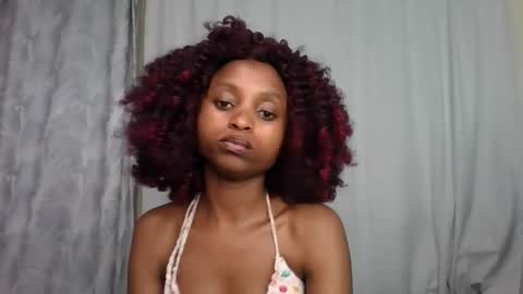 Snapshot of carababey chatting on May 1, 1:43 am carababey online show from May 1, 1:43 am