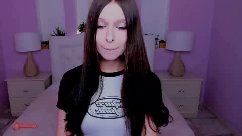 Snapshot of caraford chatting on January 31, 9:13 pm Cara My schedule this week Wed Thu Fri Sat 2300 0800 overnight online show from January 31, 9:13 pm