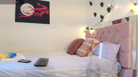 carolina online show from February 8, 9:57 pm