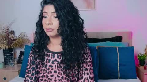 Snapshot of cardi_sin chatting on April 20, 10:51 am cardi_sin online show from April 20, 10:51 am