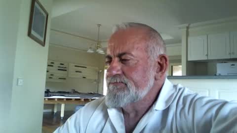 Snapshot of carey888 chatting on May 31, 5:04 am C A Rey online show from May 31, 5:04 am
