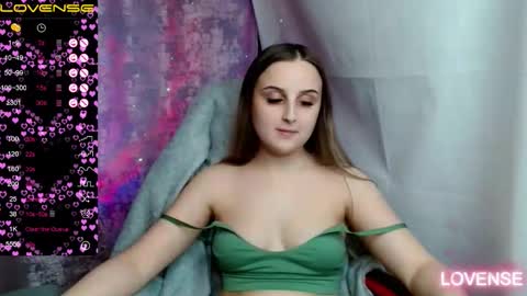 Christi online show from November 14, 8:46 am