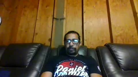 Snapshot of cargopipe2000 chatting on June 25, 7:24 am Adams huge online show from June 25, 7:24 am