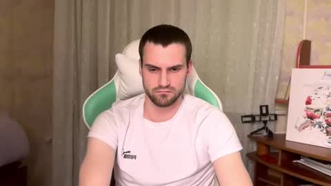 Snapshot of cari_2you chatting on November 26, 7:48 pm Cari online show from November 26, 7:48 pm