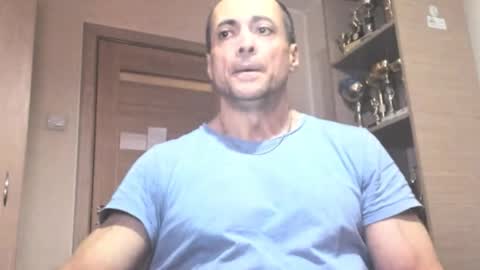 Laz online show from October 19, 9:43 am