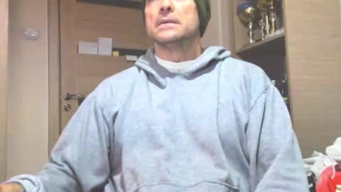 Laz online show from November 25, 4:23 am