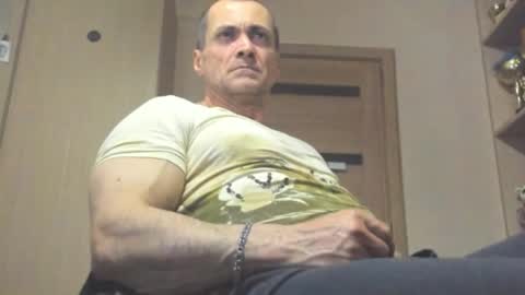 Laz online show from February 12, 6:25 pm