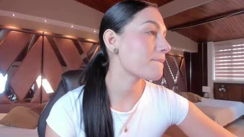 Carina online show from December 4, 12:58 pm