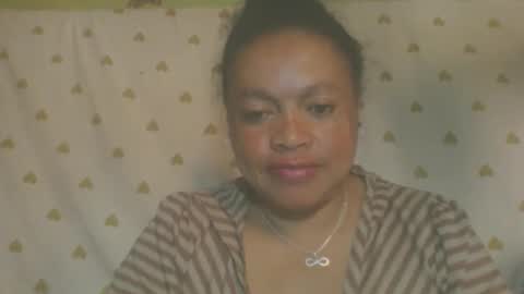 carinesexy69 online show from June 10, 8:46 am