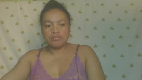 carinesexy69 online show from June 30, 7:31 am