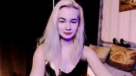 Carin online show from November 28, 5:32 am