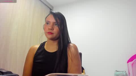 caritodior1 online show from January 2, 10:48 am