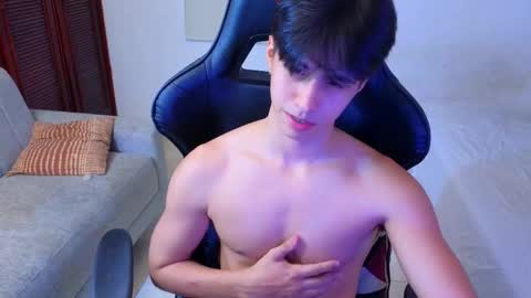 carl_dixon online show from October 27, 9:41 pm