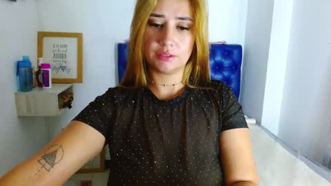 Snapshot of carla_beer chatting on December 31, 1:52 pm Carla online show from December 31, 1:52 pm