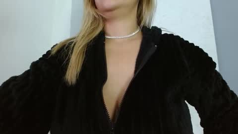 Carla online show from March 1, 11:45 am