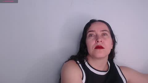 Snapshot of carla_naugthy_ chatting on May 7, 1:38 pm Carla naugthy online show from May 7, 1:38 pm