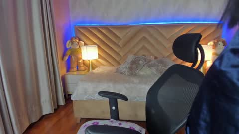 Carla Santini online show from December 28, 10:02 pm