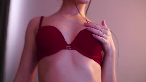 CarlaGavin online show from February 11, 1:30 pm