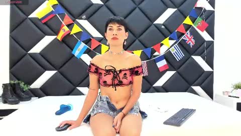 Carla Linares online show from June 15, 12:29 pm