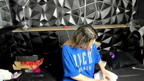 carlamarrinson online show from December 16, 1:42 am