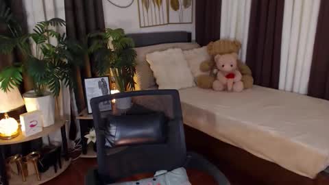 CARLA online show from May 12, 6:43 am