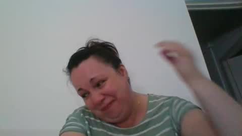 Snapshot of carlaruth chatting on September 10, 3:28 am Carlaruth online show from September 10, 3:28 am